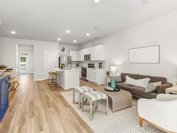 7th image of this home