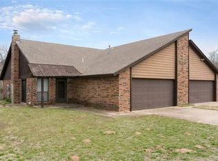 209 Willow Branch Rd #211, Norman, OK 73072