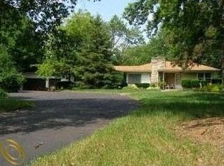 30355 Rosemond Dr, Franklin, MI