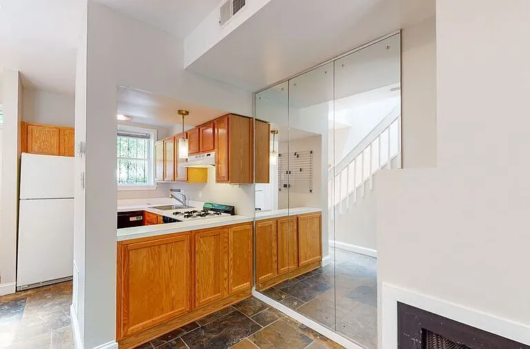 1108 Q St NW — Photo 14