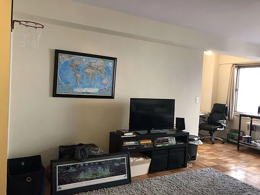 Rented by Nock Realty | media 25