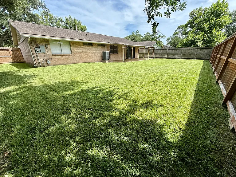 1715 Bonanza Rd — Photo 30