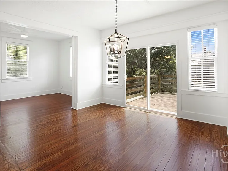 537 Maupas Ave #3 — Photo 5