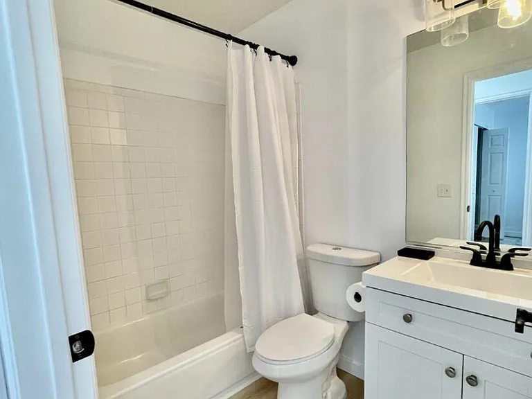 W Premier Ln — Photo 22