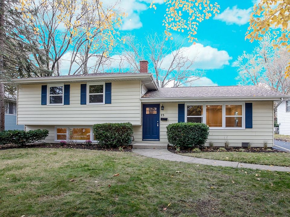 1st image of 23 Robin Hill Dr