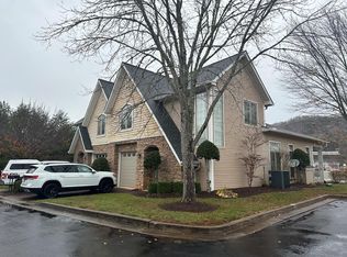 416B Oakmont Dr #B, Hiawassee, GA 30546