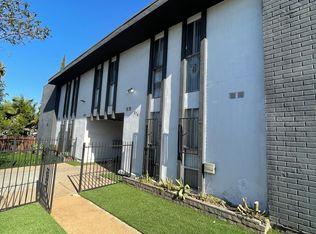 5741 Virginia Ave APT 201, Los Angeles, CA 90038