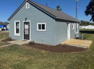 816 W Chestnut St, Hartford City, IN 47348