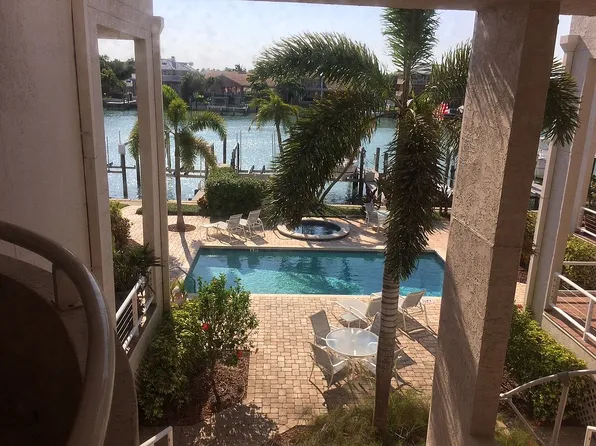 722 Pinellas Bayway #104, Tierra Verde, FL 33715