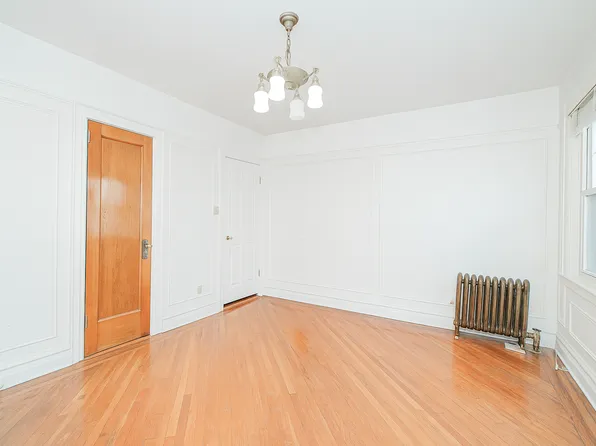 1042 70th Street image 26 of 34