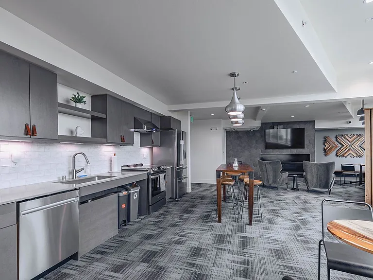 Bell View Apartments — Photo 15
