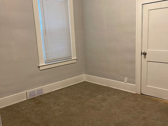 5th image of 6075 Whitewood Ave #2