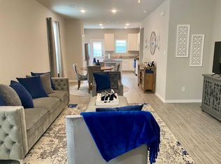 834 Redinger Ridge Dr, Huffman, TX 77336