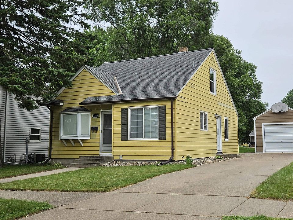 1st image of 1313 2nd St