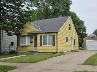1313 2nd St, Brookings, SD 57006