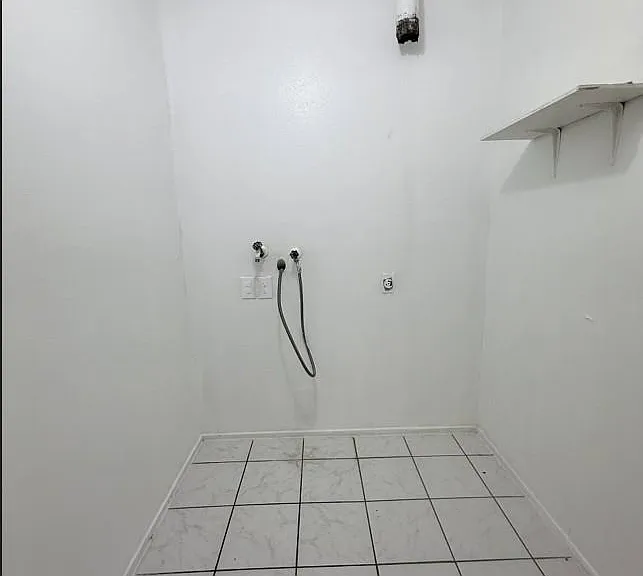 3610 Timber Rock Ct — Photo 14