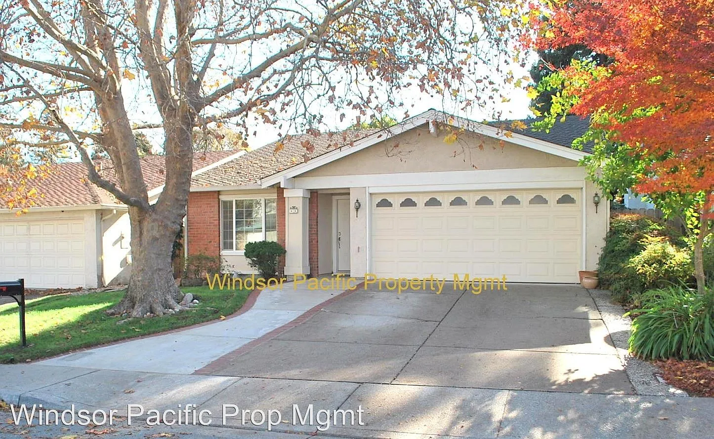 63 Ayamonte Ct photo 1