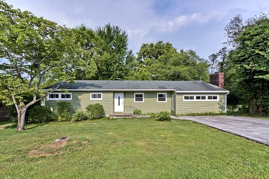 1st image of 611 Edgewood Dr