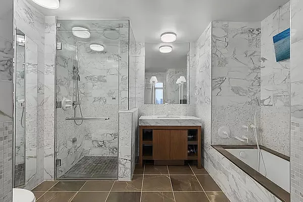 Rented by Buttermilk Brokerage LLC | media 4