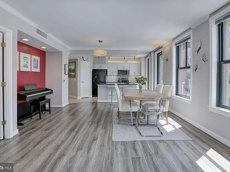 616 E St NW #718 — Photo 14