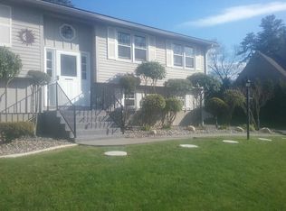 47 Putting Ln, Chicopee, MA 01020