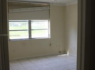 3490 Foxcroft Rd APT B110, Hollywood, FL 33025