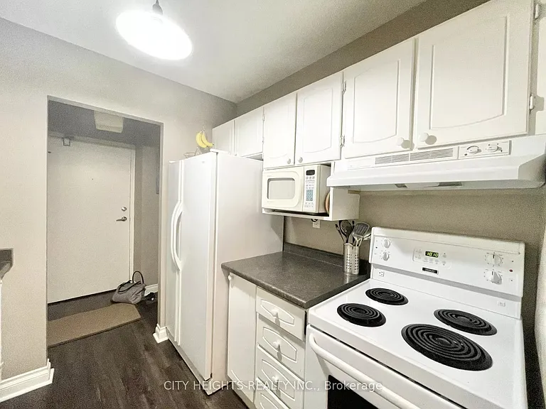 365 Geneva St #206 — Photo 16