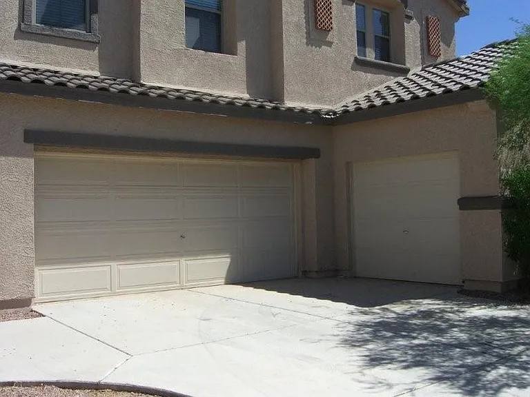 6907 S Emerald Pl — Photo 10