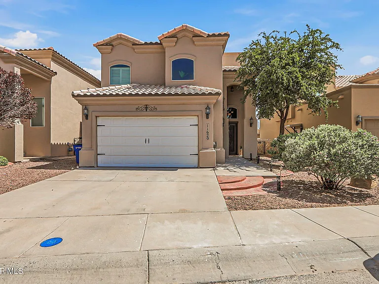 11620 Saint Thomas Way — Photo 2
