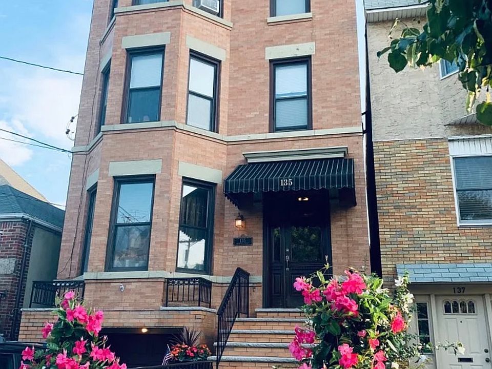 1st image of 135 Shippen St #3F