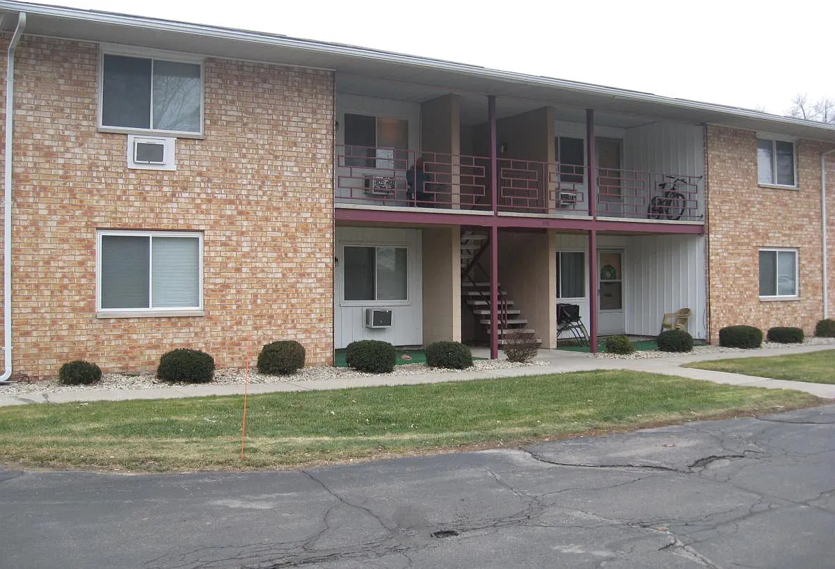 1 bed, $675 — Photo 1