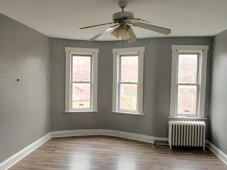 1st image of 2431 Woodbrook Ave