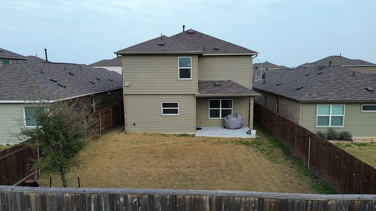 Building Photo - 138 Milliner Loop