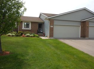 954 Village Ct, Holland, MI 49423