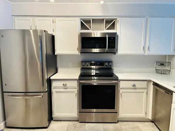 18 Smithwheel Road #16, Old Orchard Beach, ME 04064