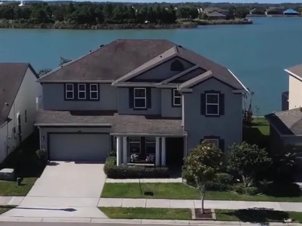 417 Blue Cypress Dr, Groveland, FL 34736