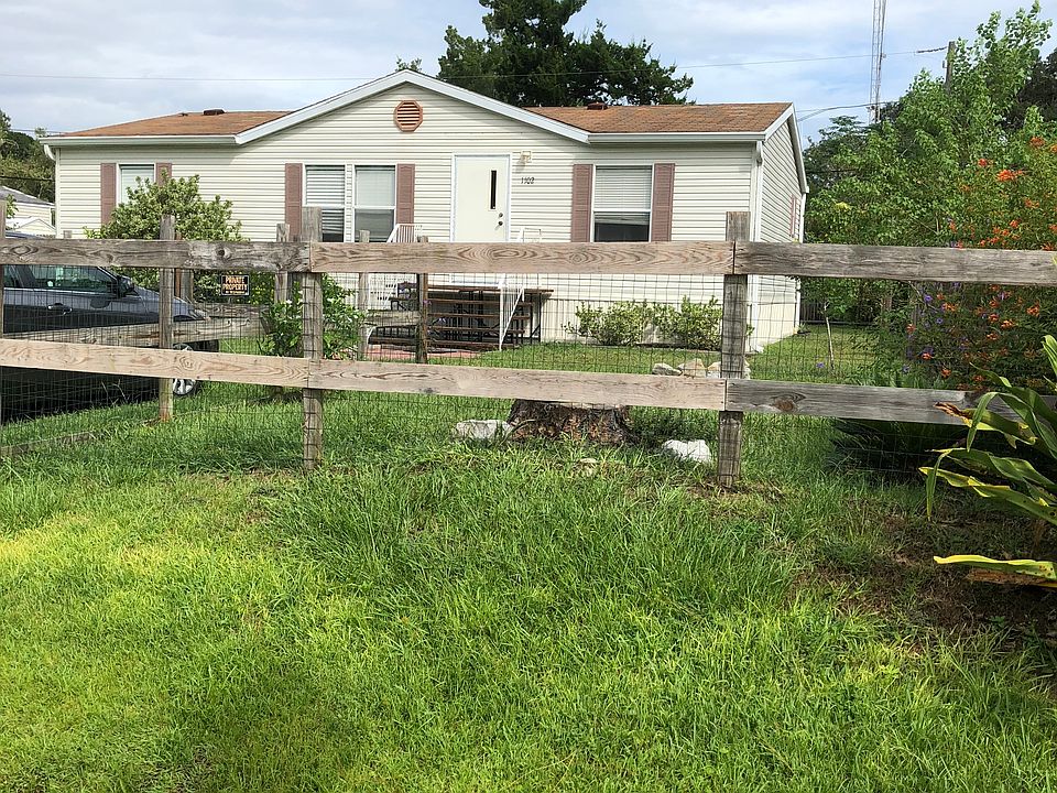 1st image of 1102 Avenue I