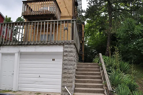 26 E Rochelle St #4 Photo 1
