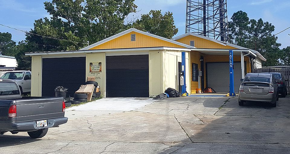 1st image of 13379 Chambord St