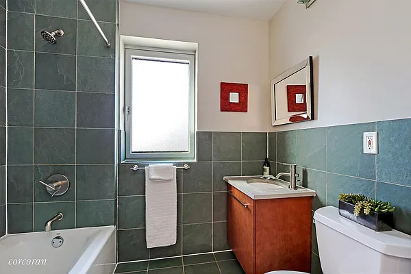 Sold by Corcoran | media 24