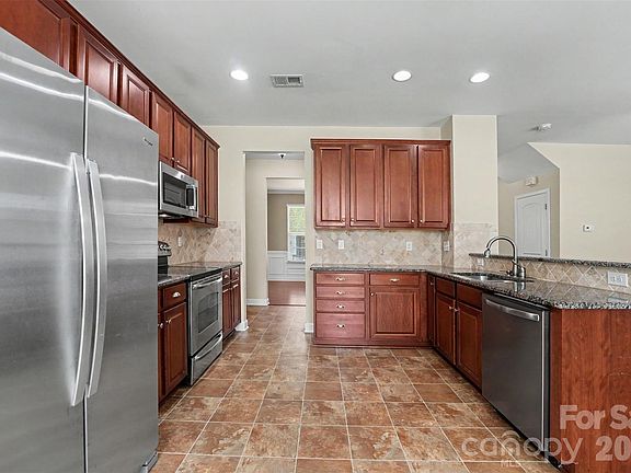 4th image of 17321 Caldwell Track Dr
