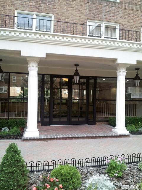 1st image of 10525 64th Ave APT 1C