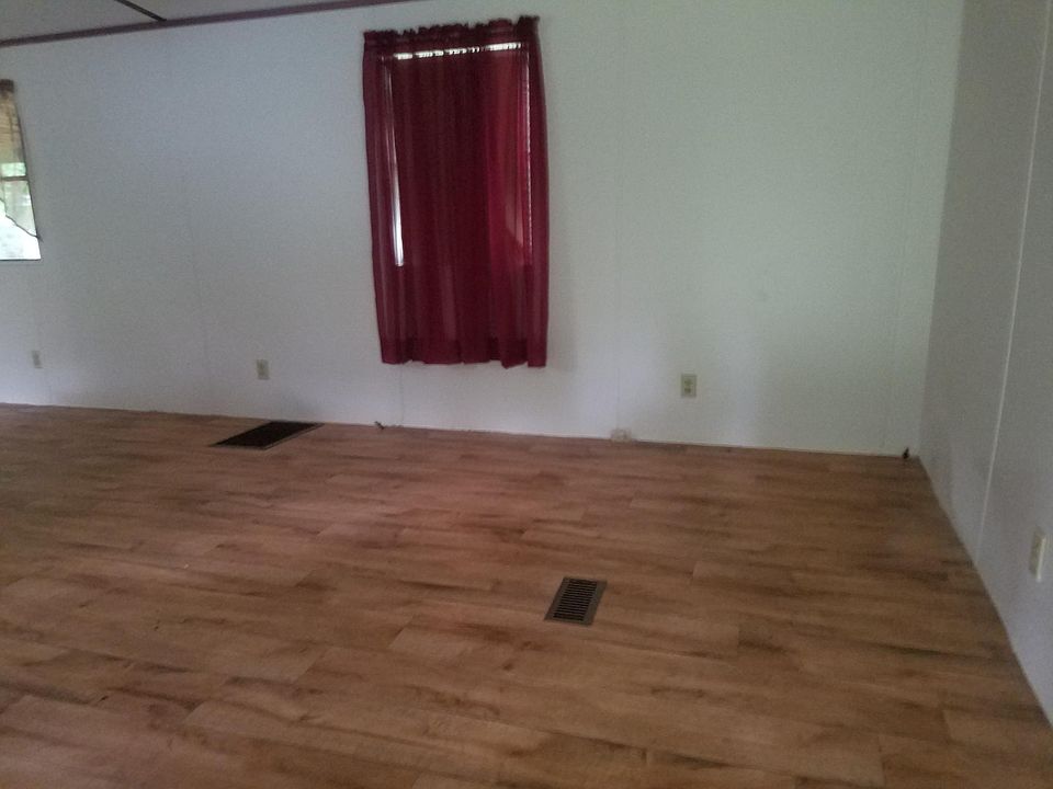 2nd image of 545 15th Ave