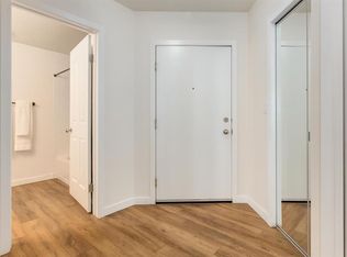 1053 E 10th St SW #1615, Calgary, AB T2R1S6