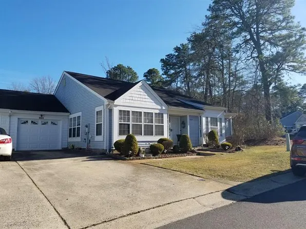 1251B Thornbury Ln, Manchester, NJ 08759