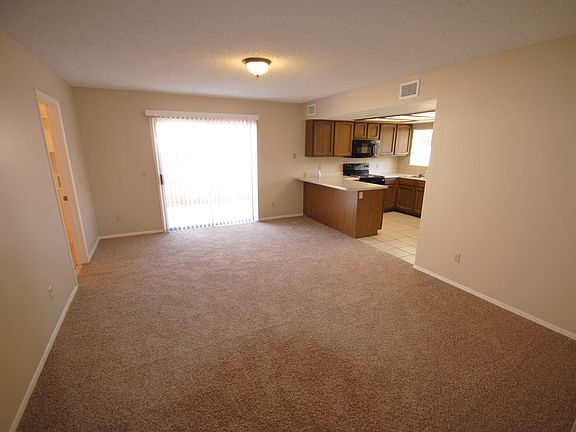 4th image of 4752 E Enrose St