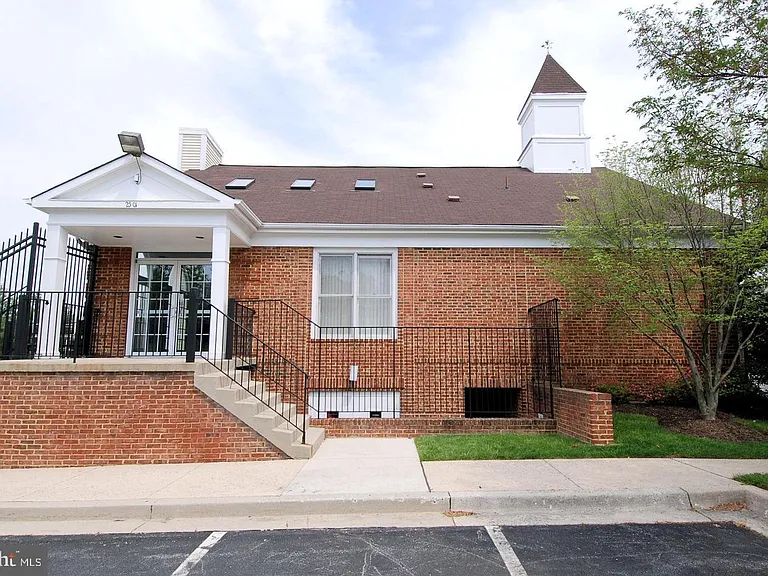 2306 Cold Meadow Way — Photo 12