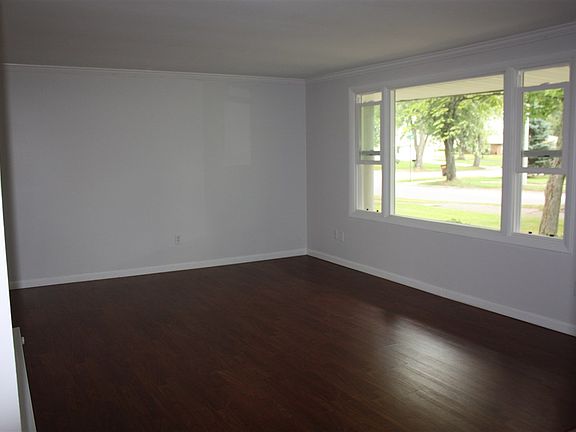 4th image of 2029 Majestic Ln