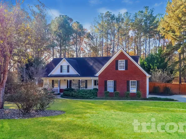 204 Cobblestone Ln, McDonough, GA 30252