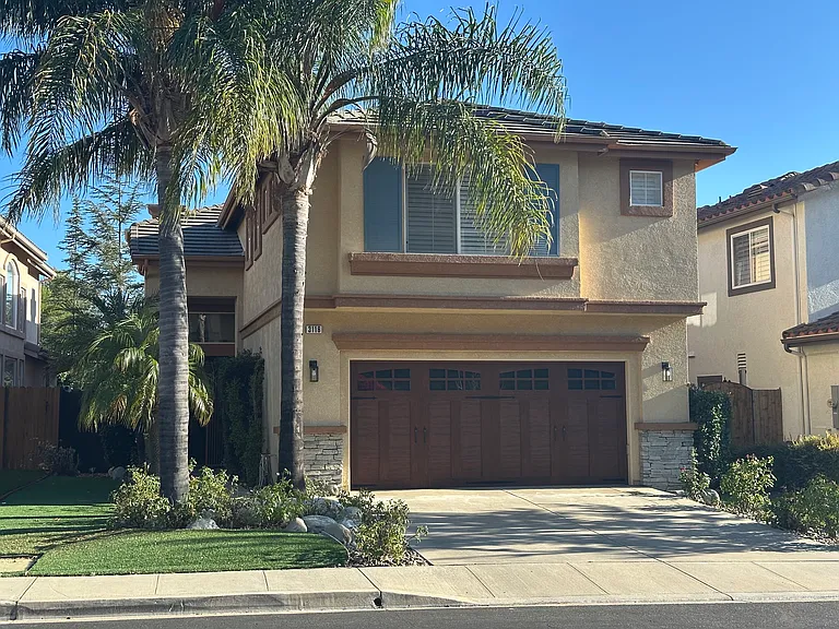 3116 Ferncrest Pl — Photo 2